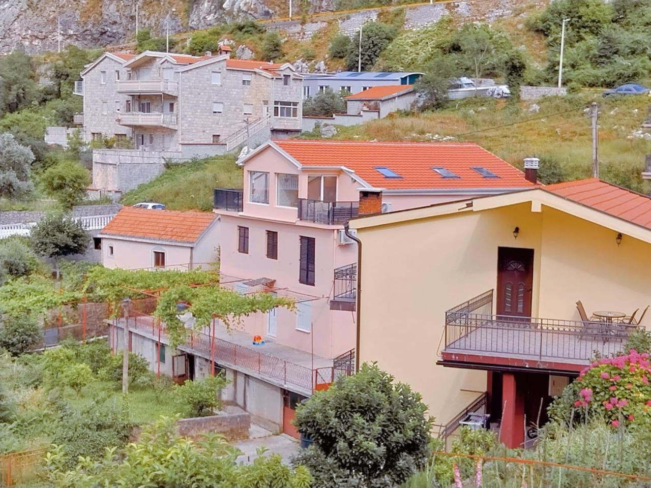 Apartment Dora Kotor Exteriér fotografie